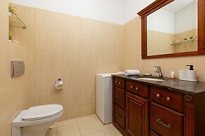 Apartment Gieldowa Warsaw by Renters