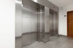 Apartment Gieldowa Warsaw by Renters