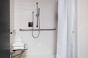 Aloft Savannah Airport