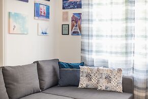 Athens Bright Suite by Cloudkeys