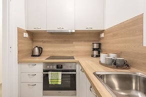 Athens Bright Suite by Cloudkeys