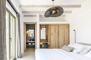 Panormos Bay Suites