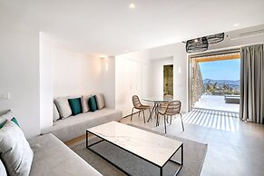 Panormos Bay Suites