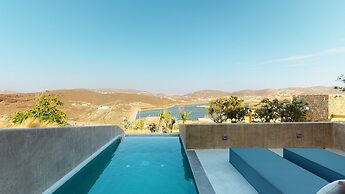 Panormos Bay Suites