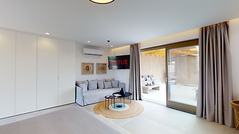 Panormos Bay Suites