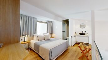 Panormos Bay Suites