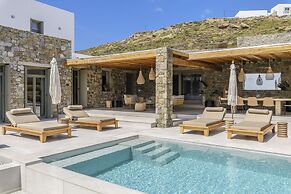 Panormos Bay Suites
