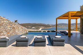 Panormos Bay Suites