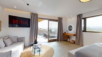 Panormos Bay Suites