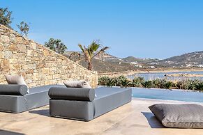 Panormos Bay Suites
