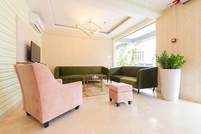 StayBird B Suite, Business Hotel