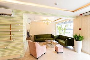 StayBird B Suite, Business Hotel