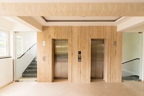 StayBird B Suite, Business Hotel