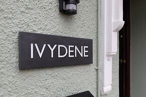 Ivydene - Beautiful Cottage Stone Throw From Beach Wonderful Sea Views
