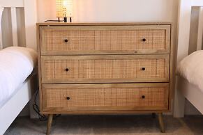 Iona Bracklesham Bay