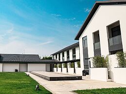 Courtyard By Marriott Pinghu