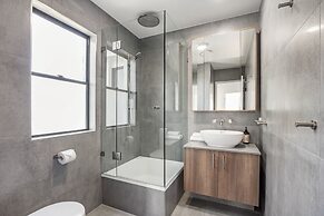 TARA5- UNWIND IN LUXURY