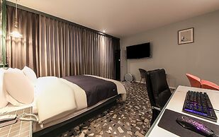 Stay-inn Hotel