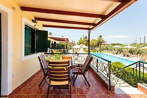 Astros Poolside Home -Enchanting Sunsets