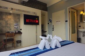 Montree Phuket Hotel