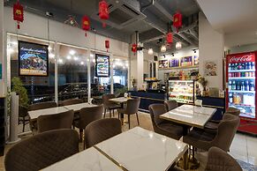 Montree Phuket Hotel