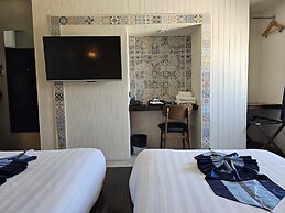 Montree Phuket Hotel