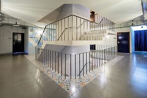 Montree Phuket Hotel