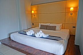 Montree Phuket Hotel