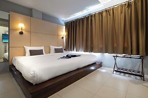 Montree Phuket Hotel