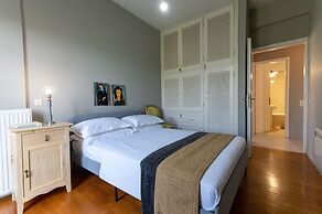 Serene Seaside Bliss - Lush & Secluded Garden Oasis