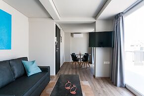 WYZ Athens Apartments by UPSTREET