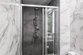 WYZ Athens Apartments by UPSTREET