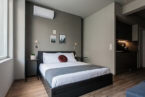 WYZ Athens Apartments by UPSTREET