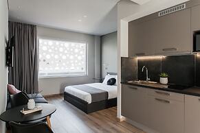 WYZ Athens Apartments by UPSTREET