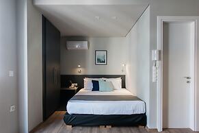 WYZ Athens Apartments by UPSTREET
