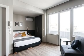 WYZ Athens Apartments by UPSTREET