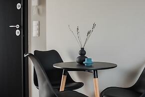 WYZ Athens Apartments by UPSTREET