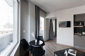 WYZ Athens Apartments by UPSTREET