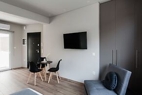 WYZ Athens Apartments by UPSTREET