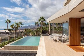 Los Jardines de Abama Suites