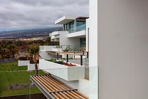 Los Jardines de Abama Suites