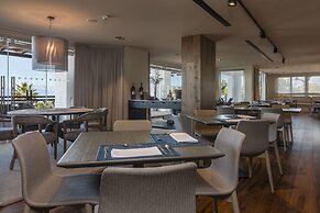 Los Jardines de Abama Suites