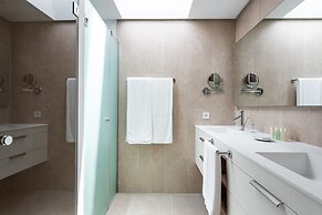 Los Jardines de Abama Suites