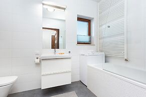 Apartment Kijowska Warsaw by Renters