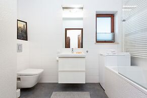 Apartment Kijowska Warsaw by Renters