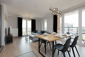 Apartment Kokoryczki Warsaw by Renters