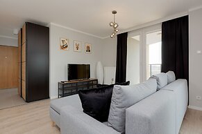 Apartment Kokoryczki Warsaw by Renters