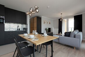 Apartment Kokoryczki Warsaw by Renters