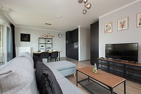 Apartment Kokoryczki Warsaw by Renters