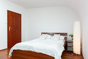 Ursynow Apartments by Renters